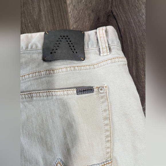 READ. Alberto men's Beige Cotton Jeans.  Size 40/32. Stone Dyes Twill. Stained. - Picture 4 of 16